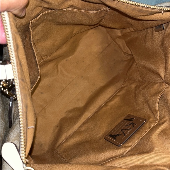 Coach Signature Tote w/Matching Pouch - Picture 13 of 17